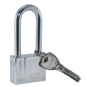 600400 - Cadenas top sécurité forme carrée avec manche long CS
