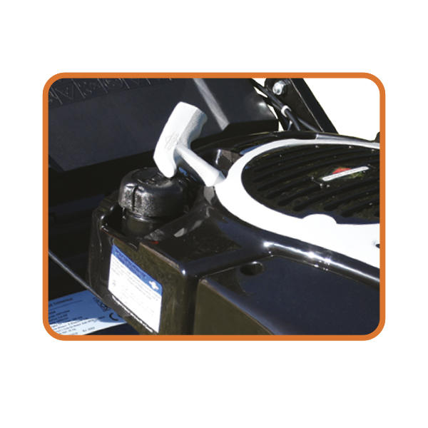 Promo Tondeuse à gazon thermique T 508 – Image 3